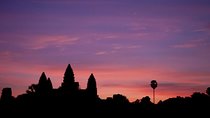 Angkor Wat Sunrise Guided Join-In Tour