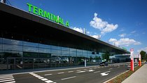 Private Round-Trip transfer from Katowice-Pyrzowice airport to hotel in Krakow