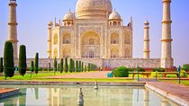 2 Day Agra Overnight Taj Mahal City Tour by Car