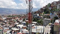 Comuna 13 tour and cable car