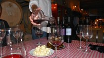 Private Hvar Wine Tasting Tour with Traditional Dinner/Lunch