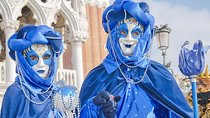 Venice Carnival Tour of Must-See Sites with Local Guide & Frittelle Tasting