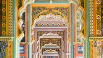 Jaipur Forts & Palaces Tour from Delhi