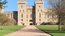 Windsor Castle and Hampton Court Private Car with Driver Guide
