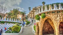 Barcelona: Park Guell Guided Tour with Skip the Line Ticket