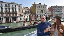 A Venetian Aperitif on The Lagoon