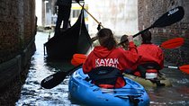Venice: 60' Quick Kayak Tour with guide