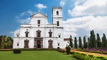 Private Portuguese Heritage Tour: Se Cathedral, Basilica of Bom Jesus and Dona Paula Beach in Goa