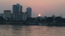  Phnom Penh boating sunset Tour