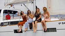 1h Refreshing Sailing Tour in Barcelona with Open Bar & Snacks 