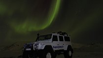Private Guided Superjeep Northern Lights Hunt