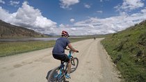 Kayak & Bike Tour: Overnight in Sacred Valley Including Machu Picchu from Cusco