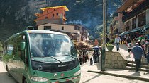 Bus to the entrance of Machu Picchu