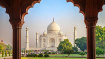 Agra Overnight Tour by Car from Delhi