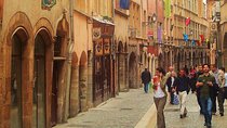 Lyon Highlights & Secrets Walking Guided Tour (small group) including Funicular