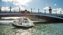 Paris Seine River Hop-On Hop-Off Sightseeing Cruise by Batobus