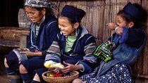 3-Night Rail and Trekking Tour of Sapa and Coc Ly Market from Hanoi
