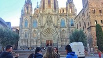 Barcelona Highlights Tour: Sagrada Família & Gothic Quarter Walk