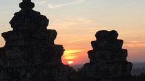 Private Angkor Wat Sunset 4 Best hidden temples Tour
