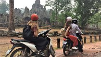 Angkor Wat Bakeng Sunset by Motorcycle Private Tour