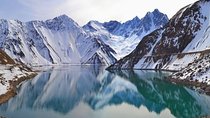 Private Full-Day Tour to El Yeso Reservoir and Maipo Valley