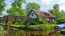 Giethoorn Private Tour, Canal Cruise and Windmills from Amsterdam