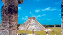 Tour Chichen Itza, 2 Cenotes, and Valladolid from Cancun