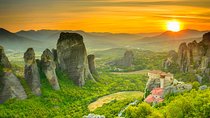 2Day Tour to Delphi & Meteora with Guide and Tickets From Athens