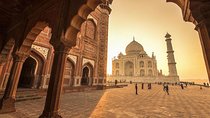 Same day Taj Mahal and Agra fort tour from Bangalore