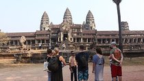 Exploring Angkor Wat Surise Angkor Thom Bayon TaPromh Small Group