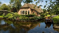 Private day trip to Giethoorn and the Enclosing Dike