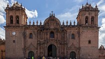 Bus tour with free stops in Cuzco