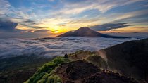 Mount Batur Sunrise Treeking with Breakfast