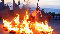 Uluwatu Temple And Fire Dance Tour