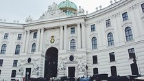 Full day PRIVATE GUIDED VIENNA tour from Budapest with lunch and drinks
