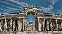 Transfer from Berlin to Munich: Private daytrip with 2 hours for sightseeing
