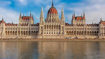 Private Transfer from Zadar to Budapest with 2 hours for sightseeing