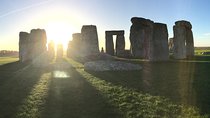 Stonehenge Private Car Tour with Driver Guide