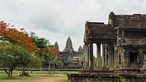 Private 1Day tour: Angkor Small tour with Banteay srei or pink lady temple.