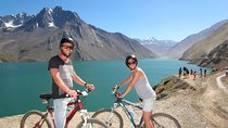 Private Mountain Bike Tour to El Yeso Reservoir and Maipo Valley