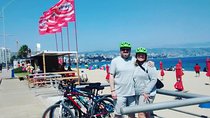 Full-Day Private Bike Tour of Concon Viña del Mar and Valparaiso from Santiago