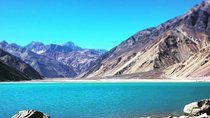 Reservoir El Yeso and Cajón de Maipo