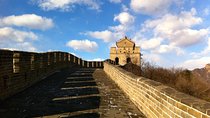 All Inclusive Tour: The Great Wall at Badaling with Hutong Rickshaw