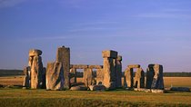 Stonehenge and Oxford Day Tour from London Including Admission