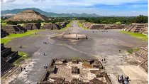 Teotihuacan Tour with Transportation & Food (PRIVATE OPTION)