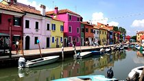 Half-Day Motorboat Cruise to Venice Lagoon Islands Murano and Burano
