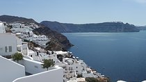 Amazing sightseeing in Santorini