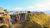 Private tour of Ronda and Setenil de las Bodegas from Malaga 