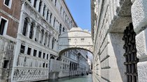 Morning Venice Walking Tour plus Doge's Palace Guided Visit