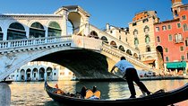 Skip the Line: Morning Venice Gondola Ride, Walking Tour & St Mark's Basilica